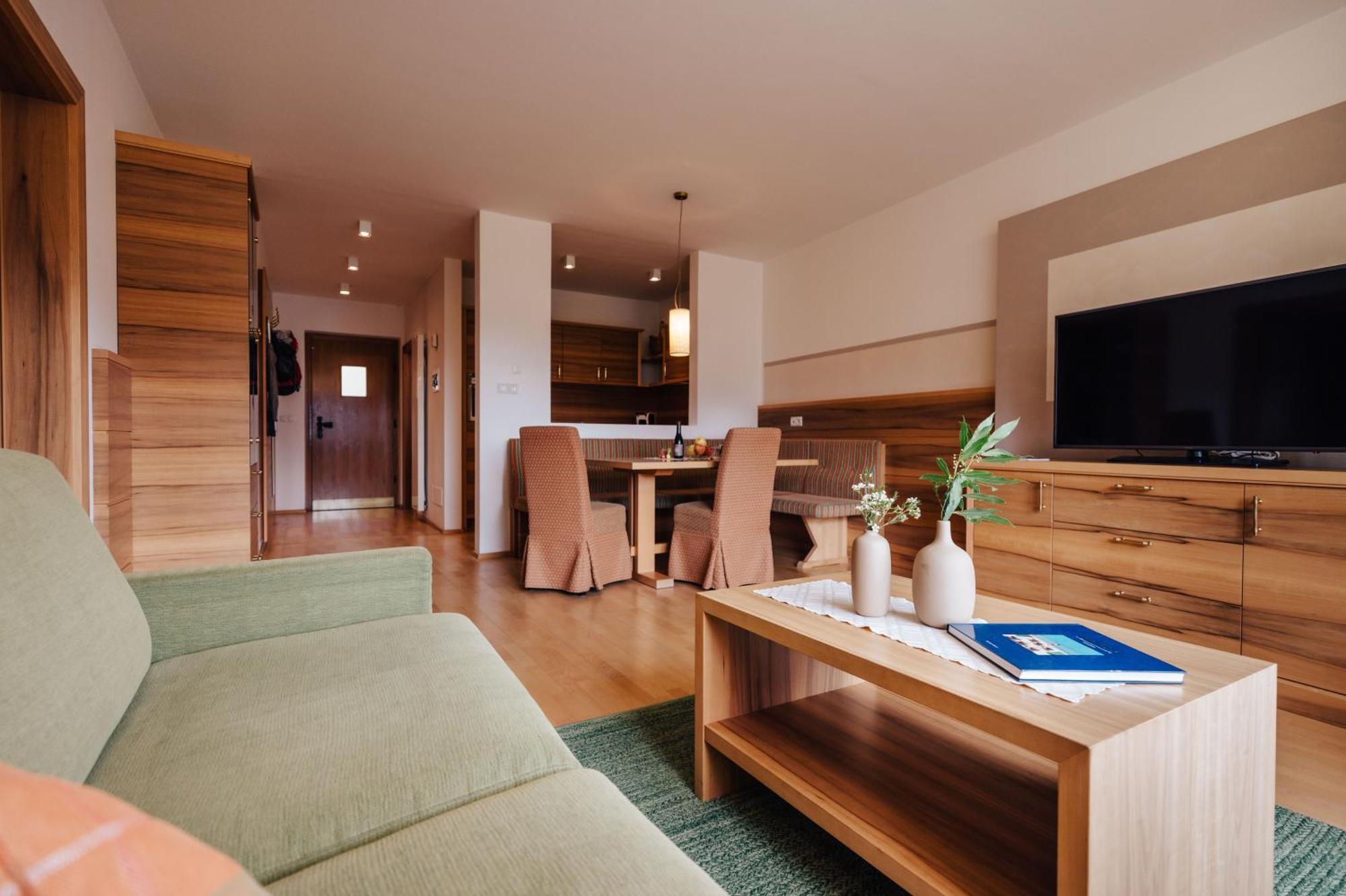 Apartments Bachmair Schenna Exterior photo